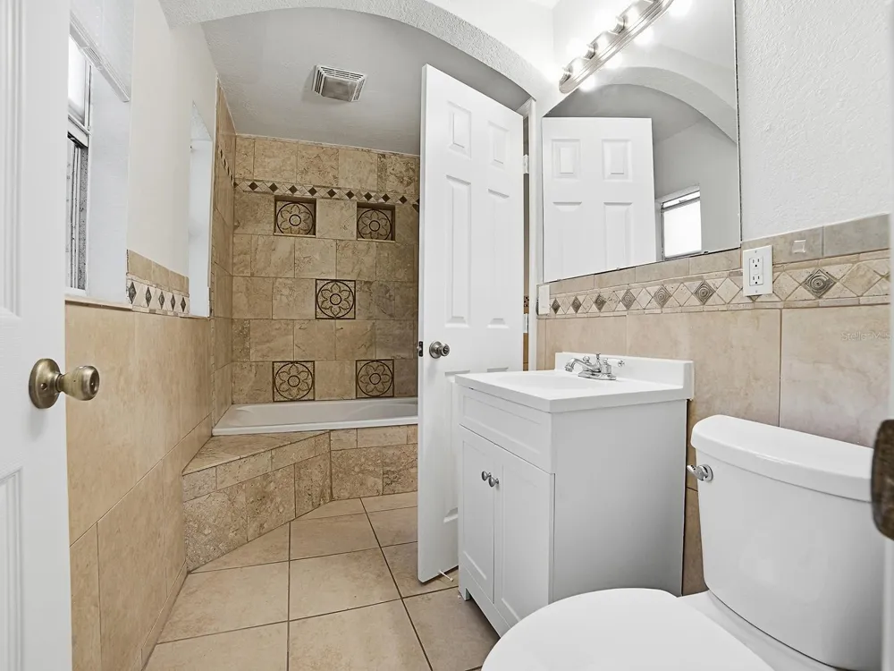 1361 PETERS DRIVE Leesburg, FL 34748