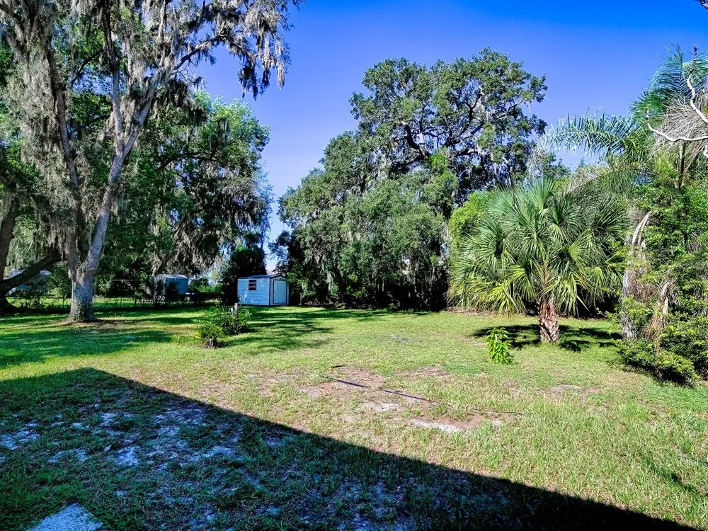 1361 PETERS DRIVE Leesburg, FL 34748