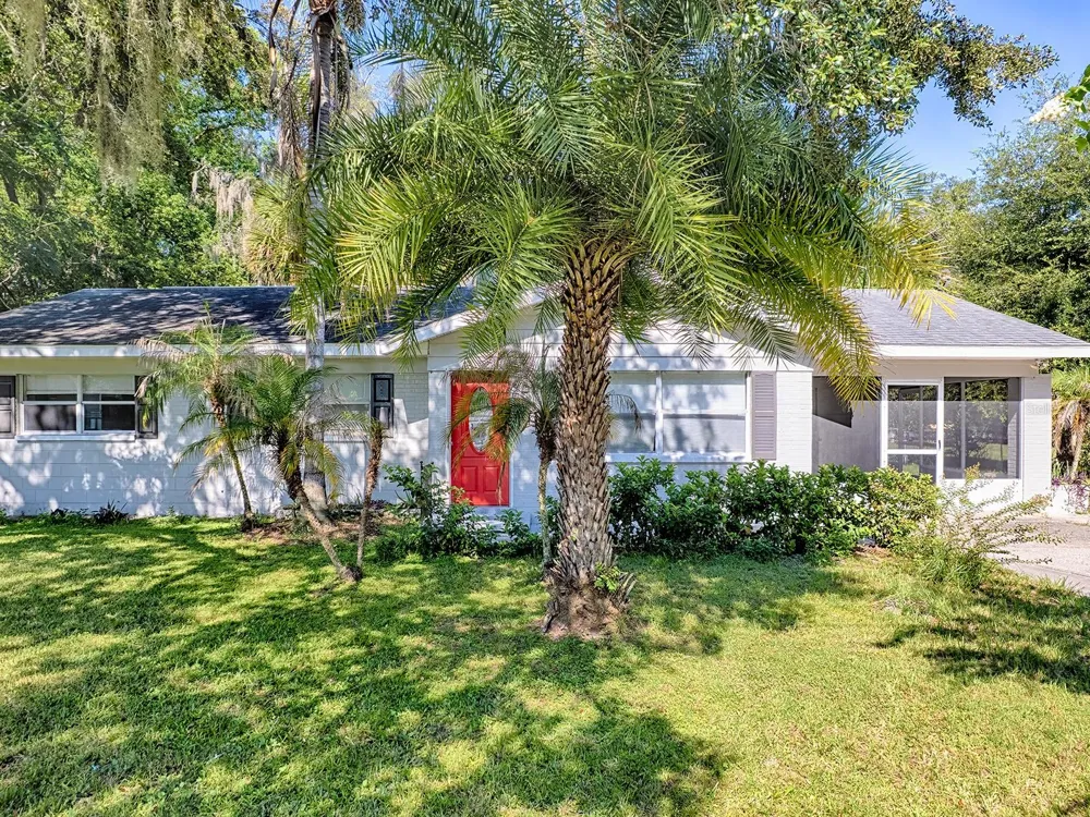 1361 PETERS DRIVE Leesburg, FL 34748