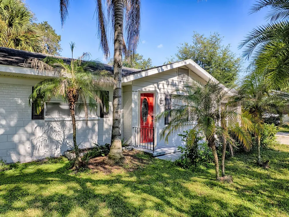 1361 PETERS DRIVE Leesburg, FL 34748