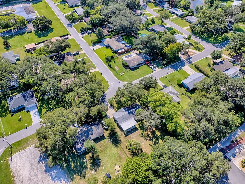1361 PETERS DRIVE Leesburg, FL 34748