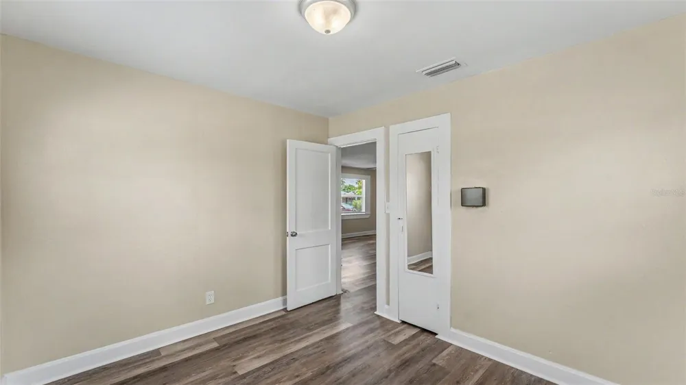 14 W JOHNSON AVENUE Lake Wales, FL 33853