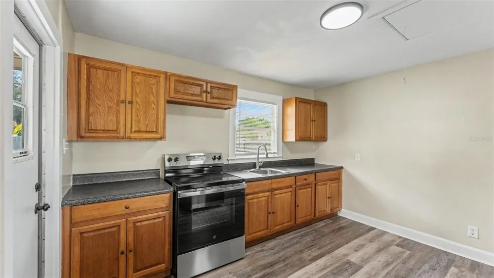 14 W JOHNSON AVENUE Lake Wales, FL 33853