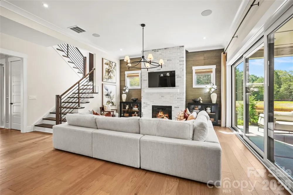 1012 McCoy Farm Drive Wesley Chapel, NC 28104