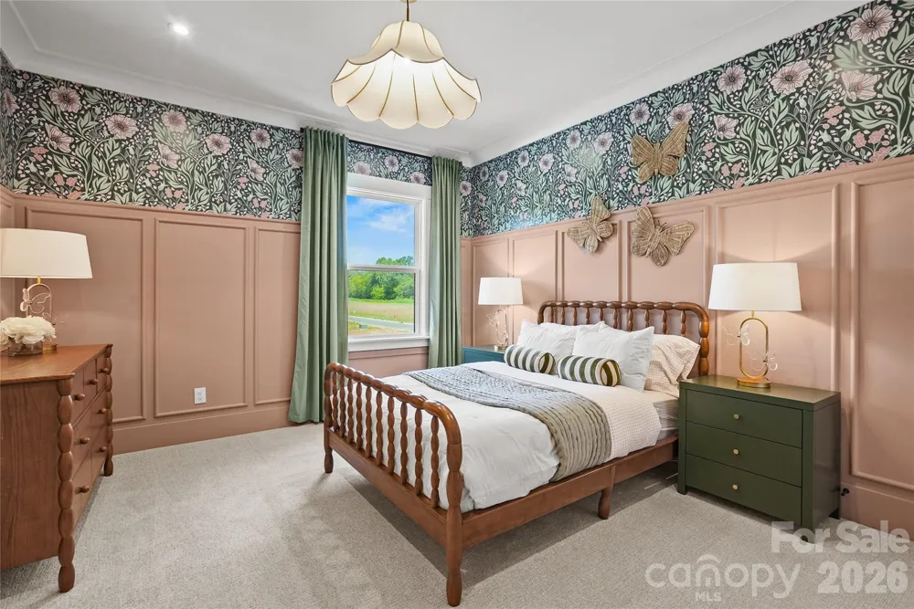 1012 McCoy Farm Drive Wesley Chapel, NC 28104