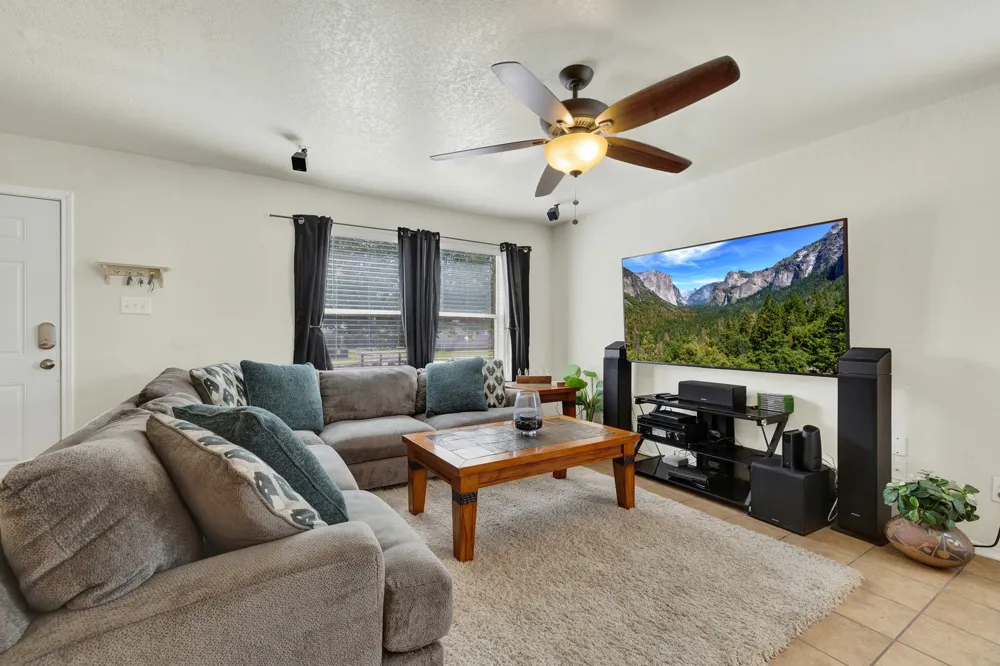 603 NW Crossing Drive New Braunfels, TX 78130