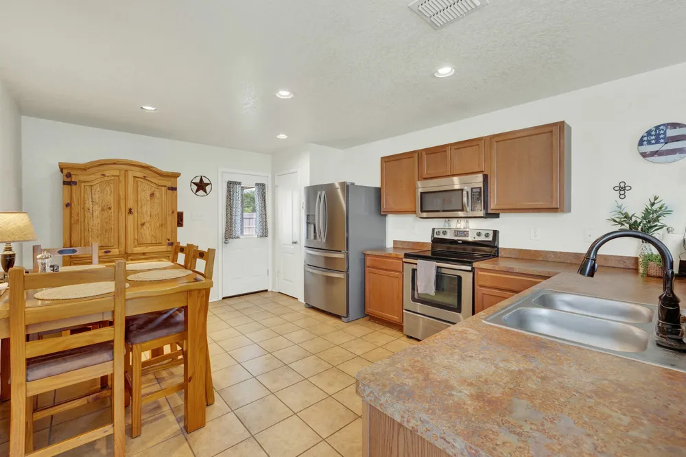 603 NW Crossing Drive New Braunfels, TX 78130