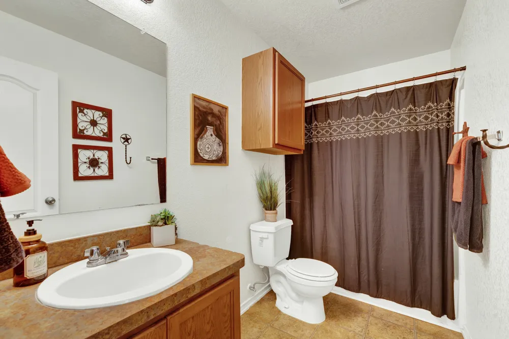 603 NW Crossing Drive New Braunfels, TX 78130