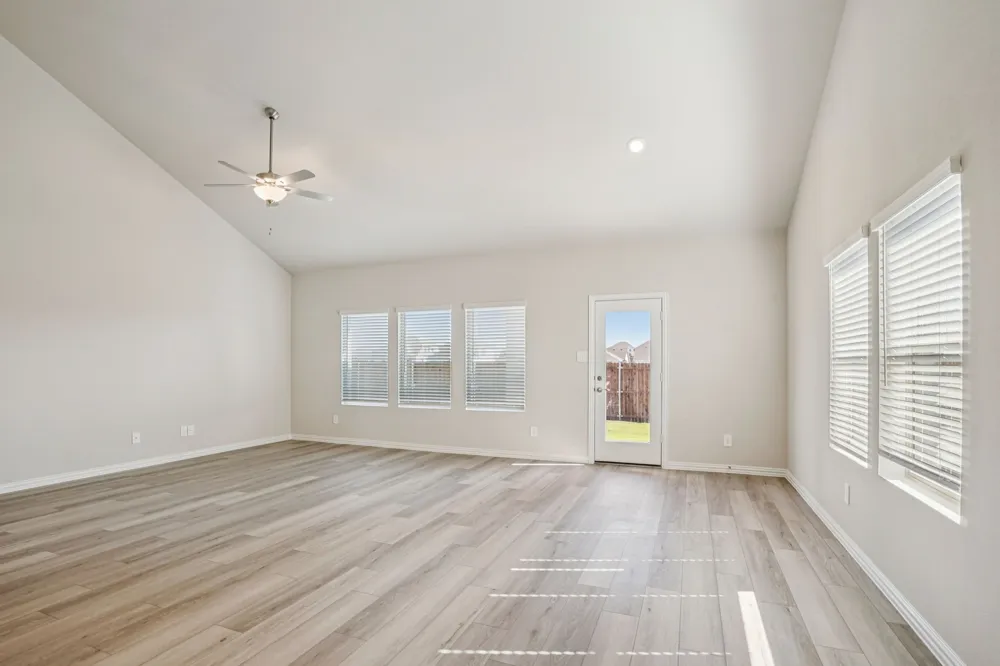 2110 Longchamp Lane Seagoville, TX 75159
