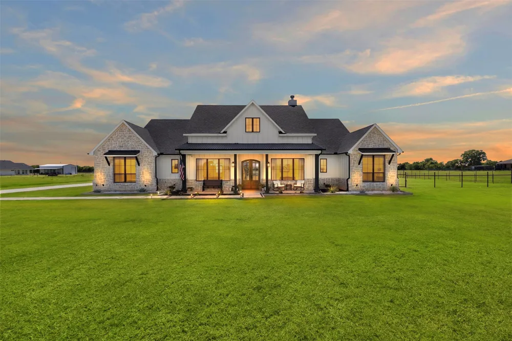 861 Brindley Road Maypearl, TX 76064