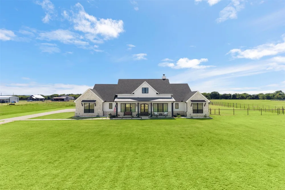 861 Brindley Road Maypearl, TX 76064