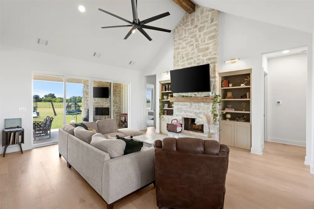 861 Brindley Road Maypearl, TX 76064