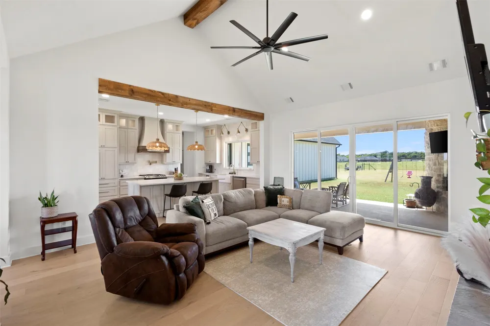 861 Brindley Road Maypearl, TX 76064