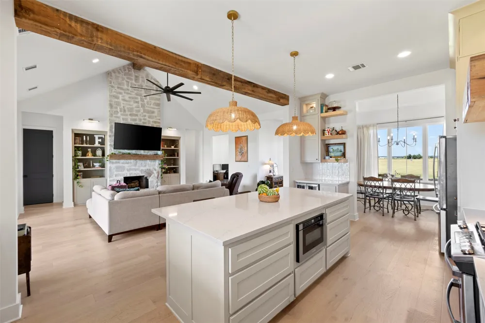 861 Brindley Road Maypearl, TX 76064