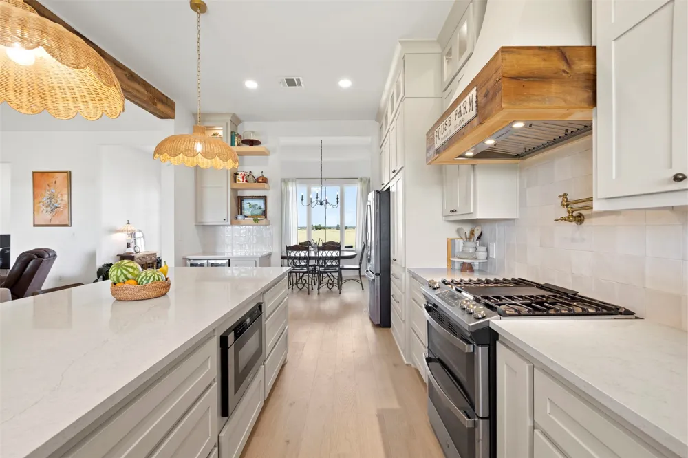 861 Brindley Road Maypearl, TX 76064