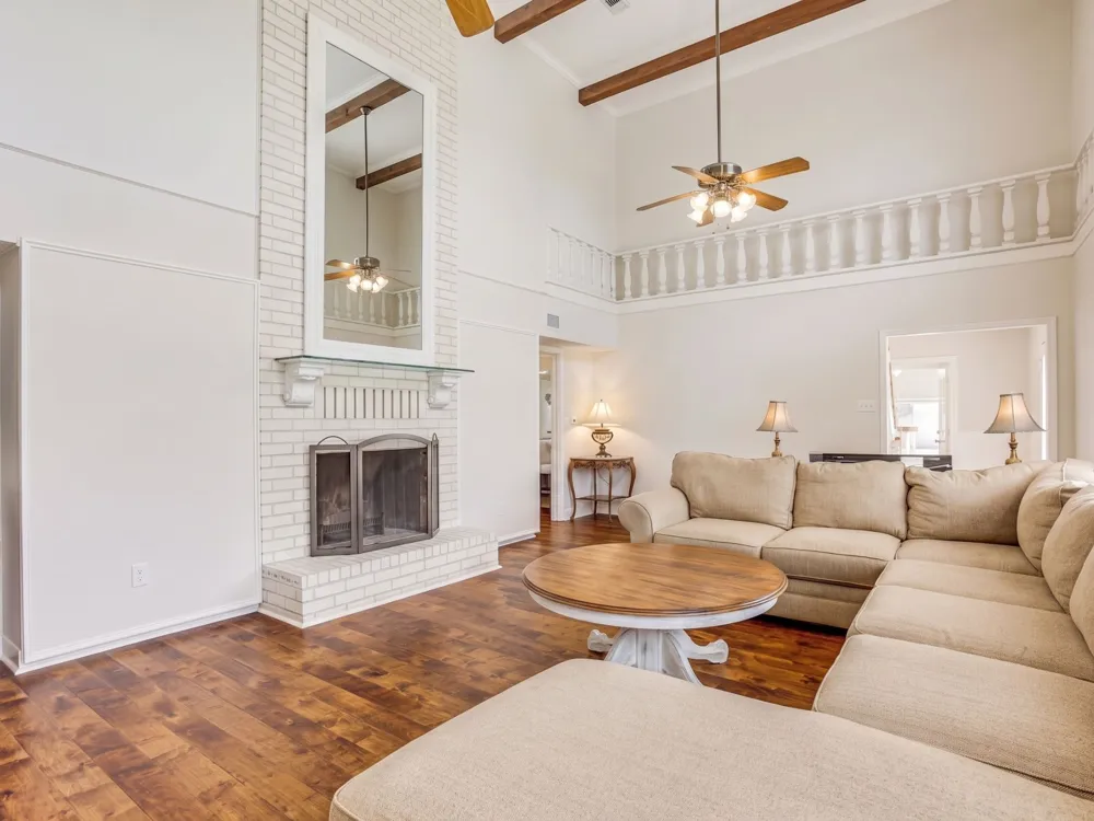 601 E Collard_ Street Madisonville, TX 77864