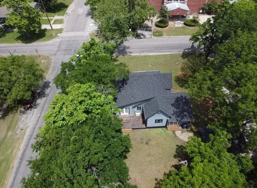 223 E Shreveport Street Van Alstyne, TX 75495