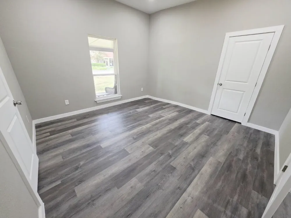 223 E Shreveport Street Van Alstyne, TX 75495