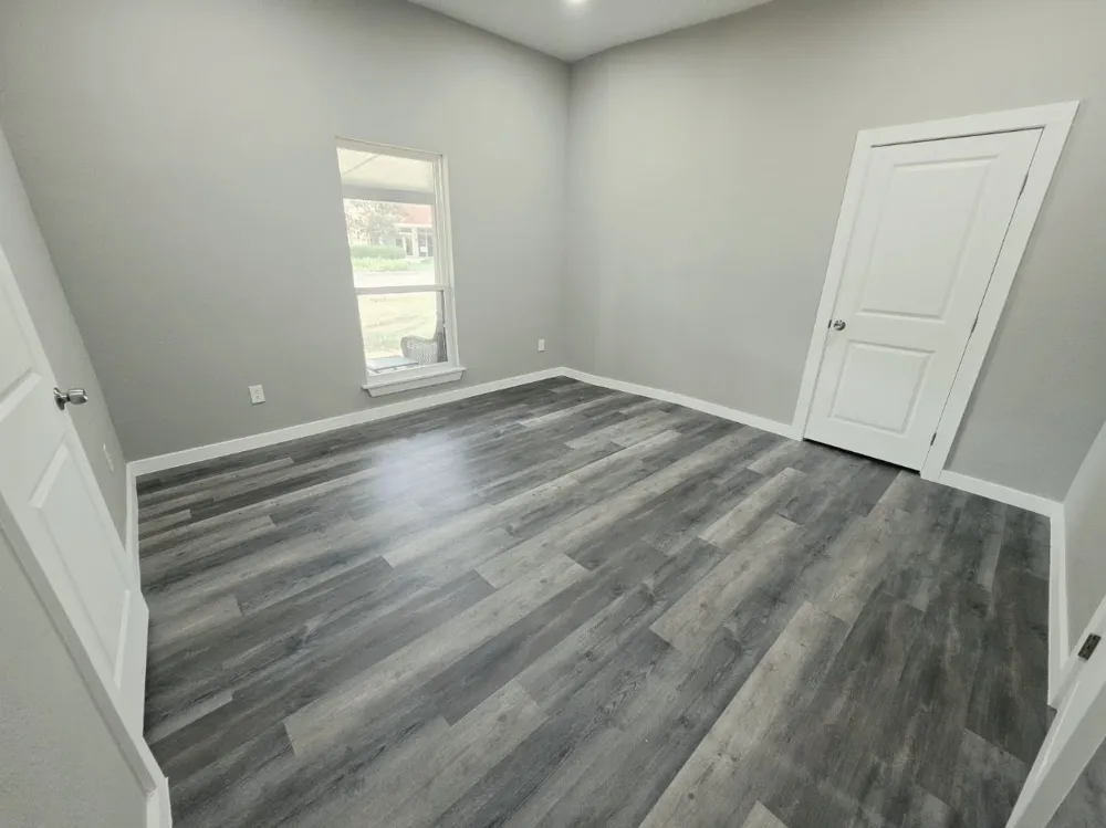223 E Shreveport Street Van Alstyne, TX 75495