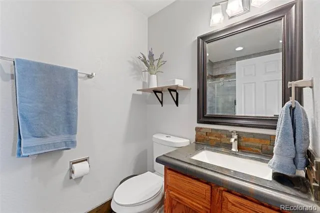8191 Sun Country Drive Elizabeth, CO 80107