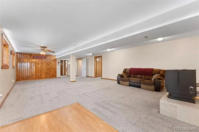 8191 Sun Country Drive Elizabeth, CO 80107