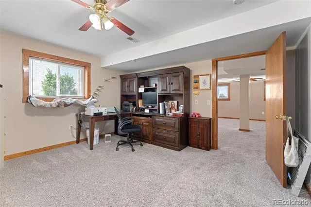 8191 Sun Country Drive Elizabeth, CO 80107