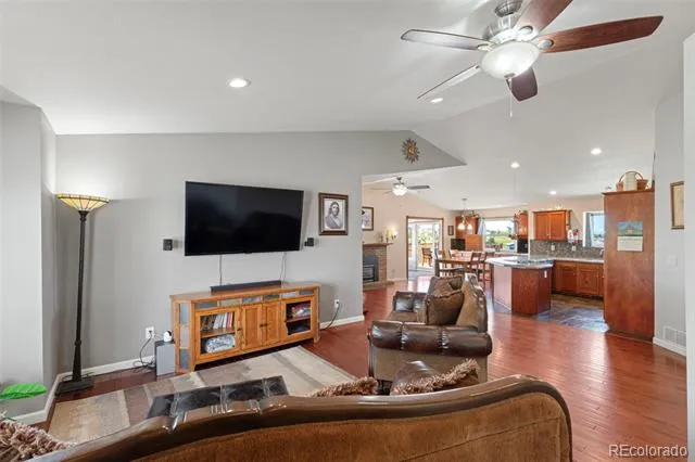 8191 Sun Country Drive Elizabeth, CO 80107