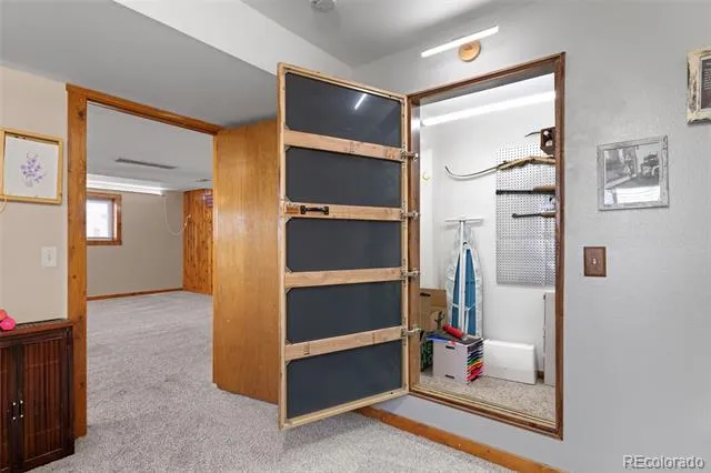 8191 Sun Country Drive Elizabeth, CO 80107