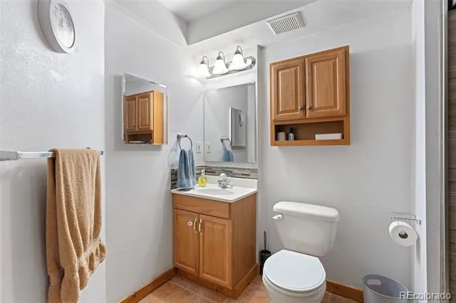 8191 Sun Country Drive Elizabeth, CO 80107