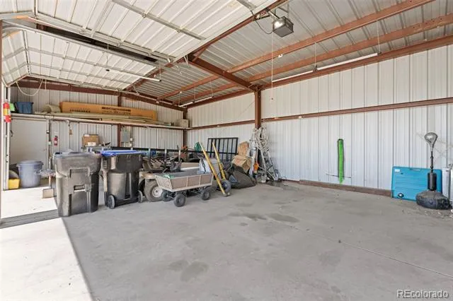 8191 Sun Country Drive Elizabeth, CO 80107