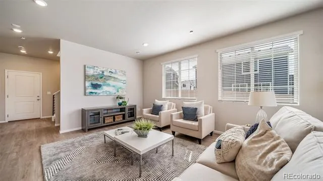 10084 Salem Court Commerce City, CO 80022