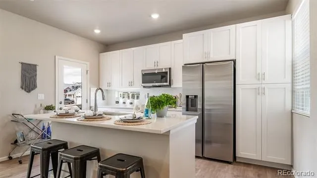 10084 Salem Court Commerce City, CO 80022