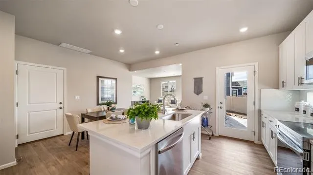 10084 Salem Court Commerce City, CO 80022