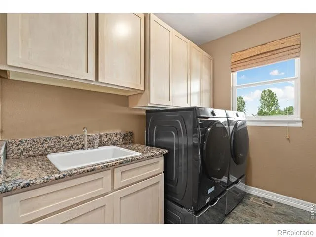 7182 Lakota Lakes Road Johnstown, CO 80534