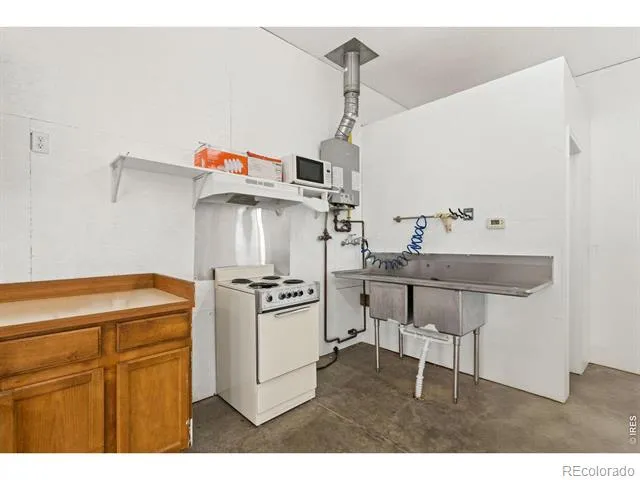 7182 Lakota Lakes Road Johnstown, CO 80534