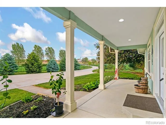 7182 Lakota Lakes Road Johnstown, CO 80534