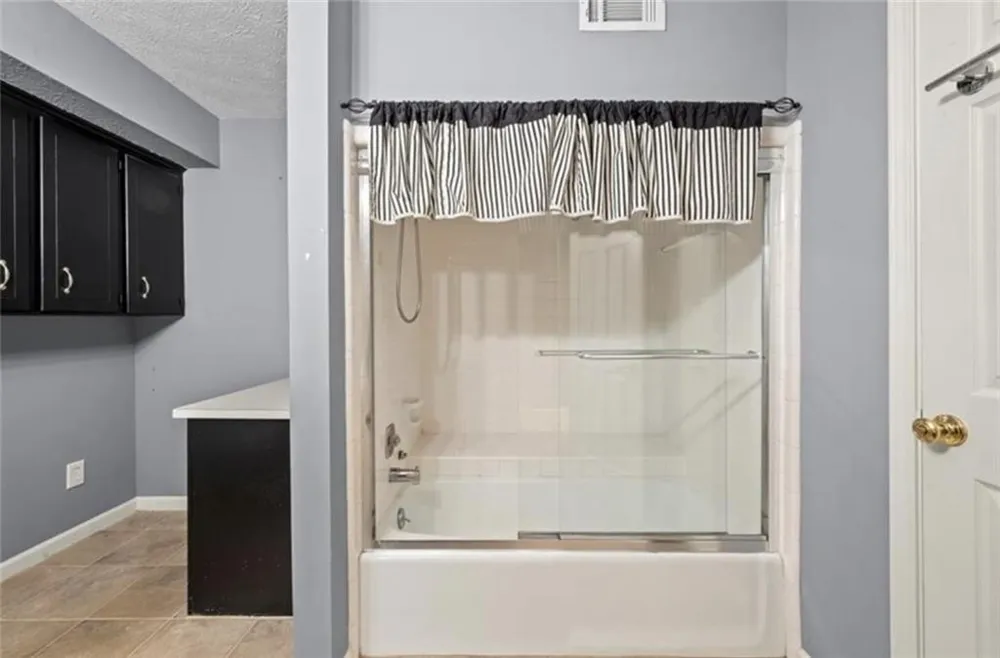 392 Heritage Lane Alpharetta, GA 30009