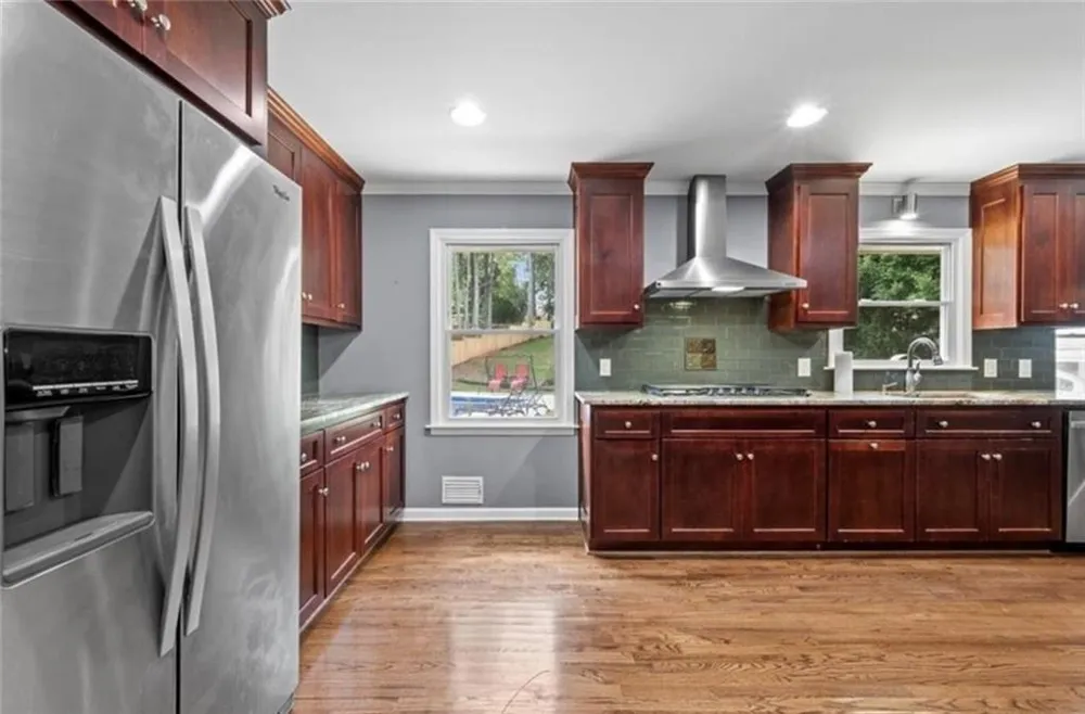 392 Heritage Lane Alpharetta, GA 30009