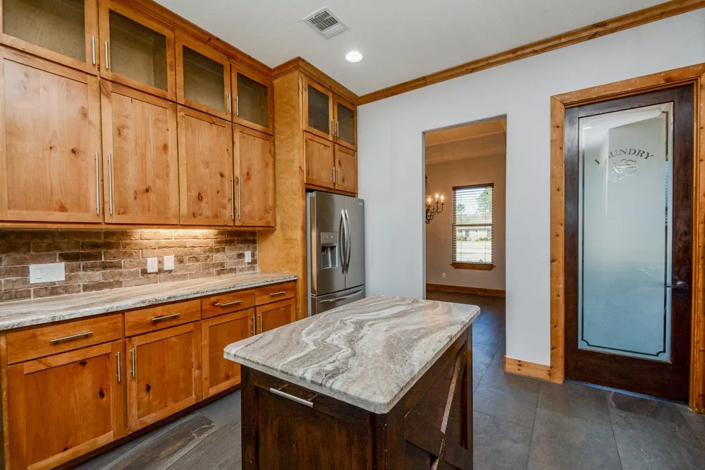 16173 Oaklawn Drive Splendora, TX 77372