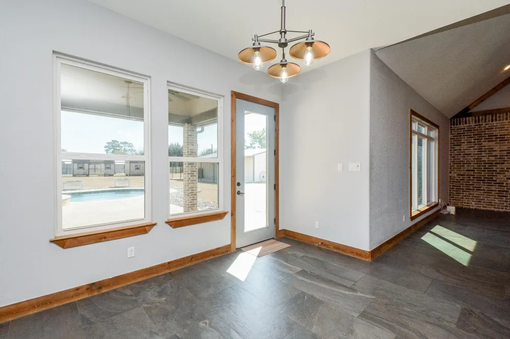 16173 Oaklawn Drive Splendora, TX 77372