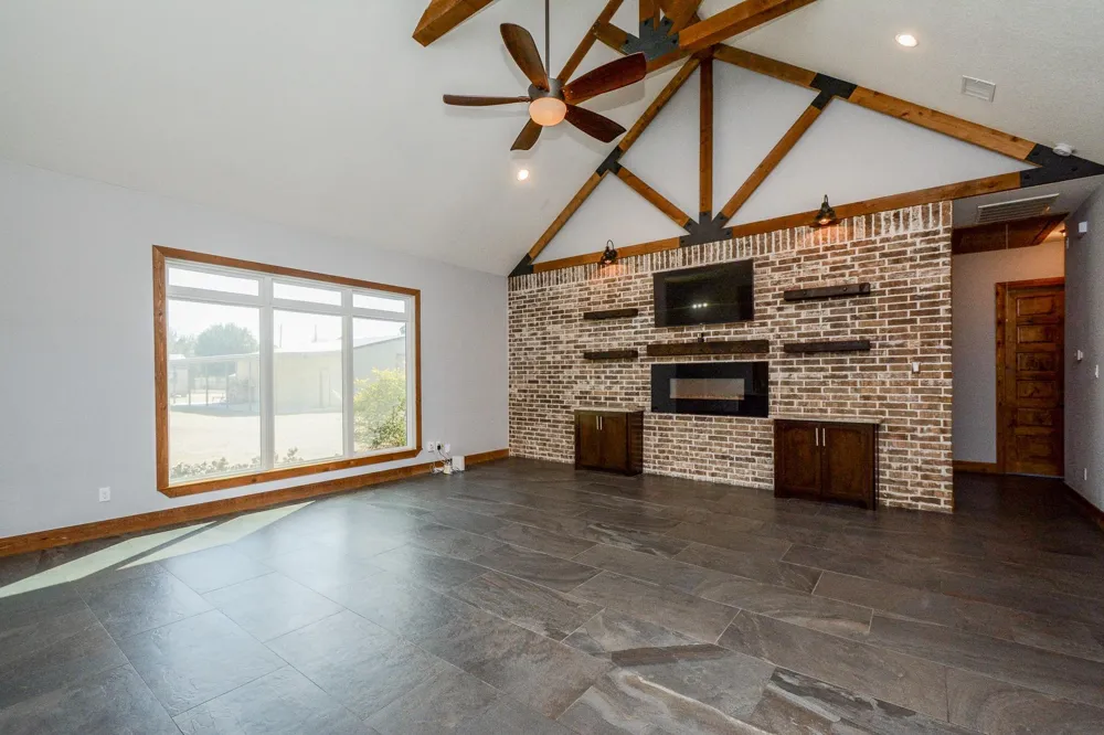16173 Oaklawn Drive Splendora, TX 77372