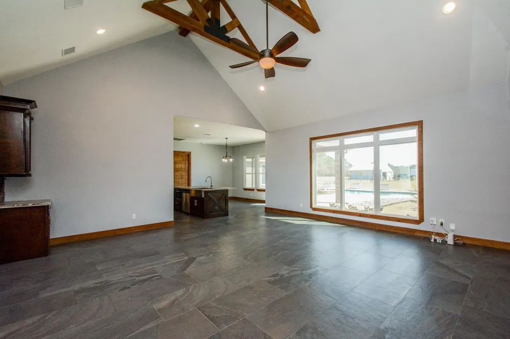 16173 Oaklawn Drive Splendora, TX 77372