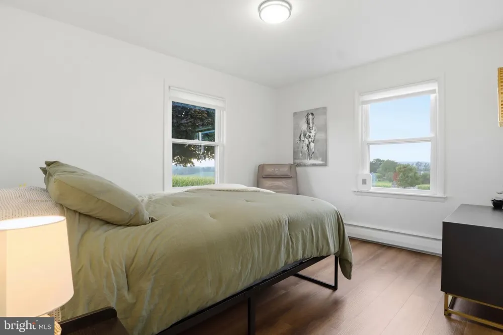 1724 JEFFERSON ROAD Spring Grove, PA 17362