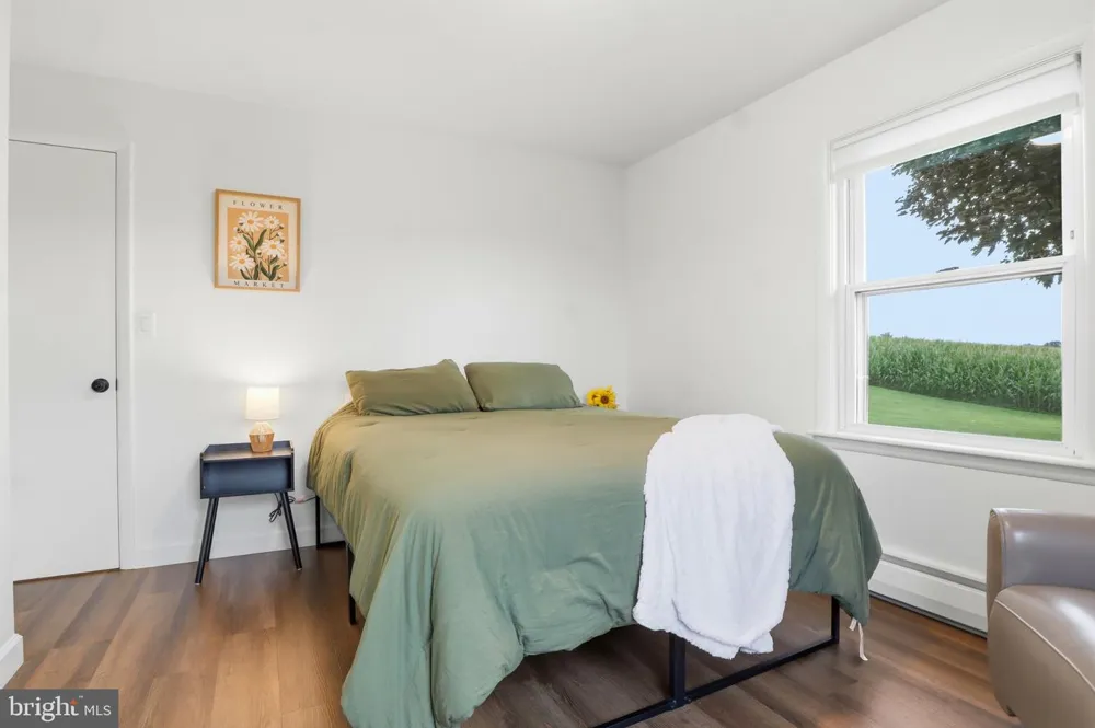 1724 JEFFERSON ROAD Spring Grove, PA 17362