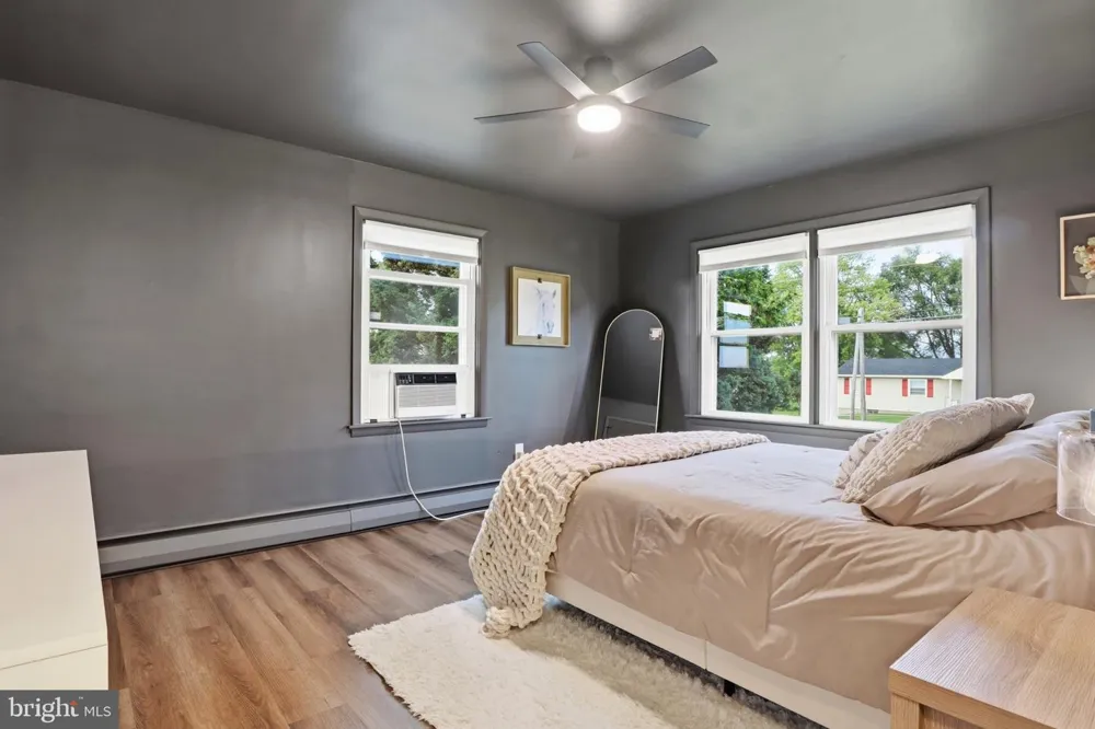 1724 JEFFERSON ROAD Spring Grove, PA 17362