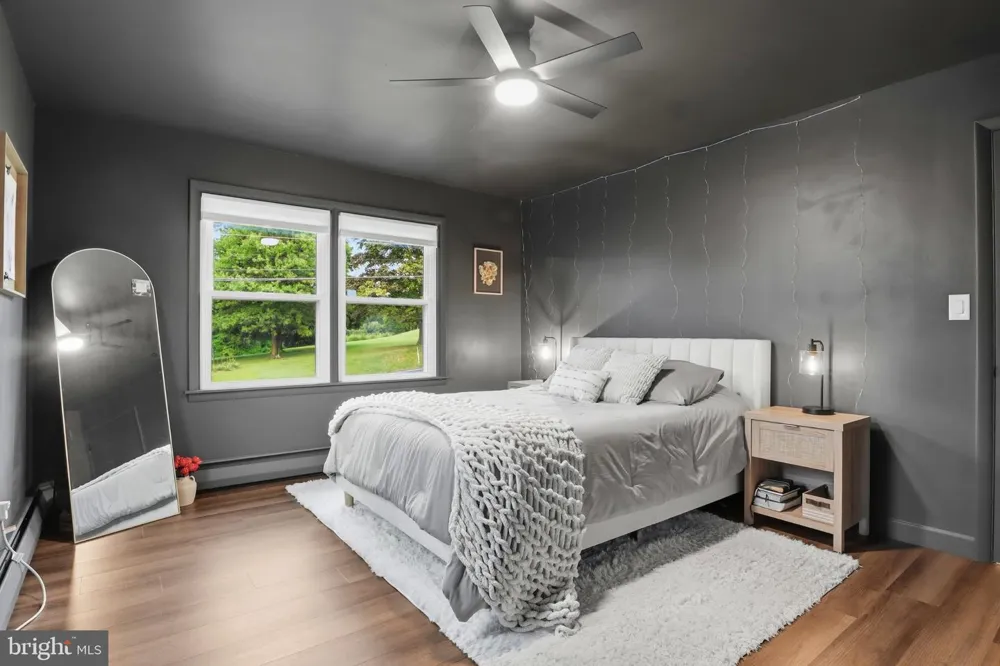 1724 JEFFERSON ROAD Spring Grove, PA 17362