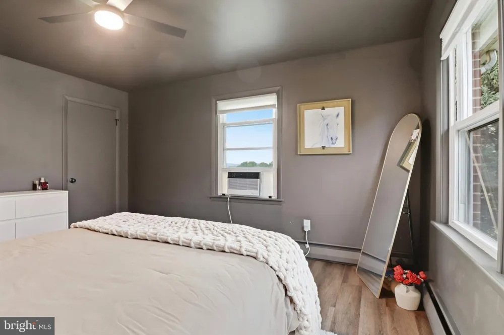 1724 JEFFERSON ROAD Spring Grove, PA 17362