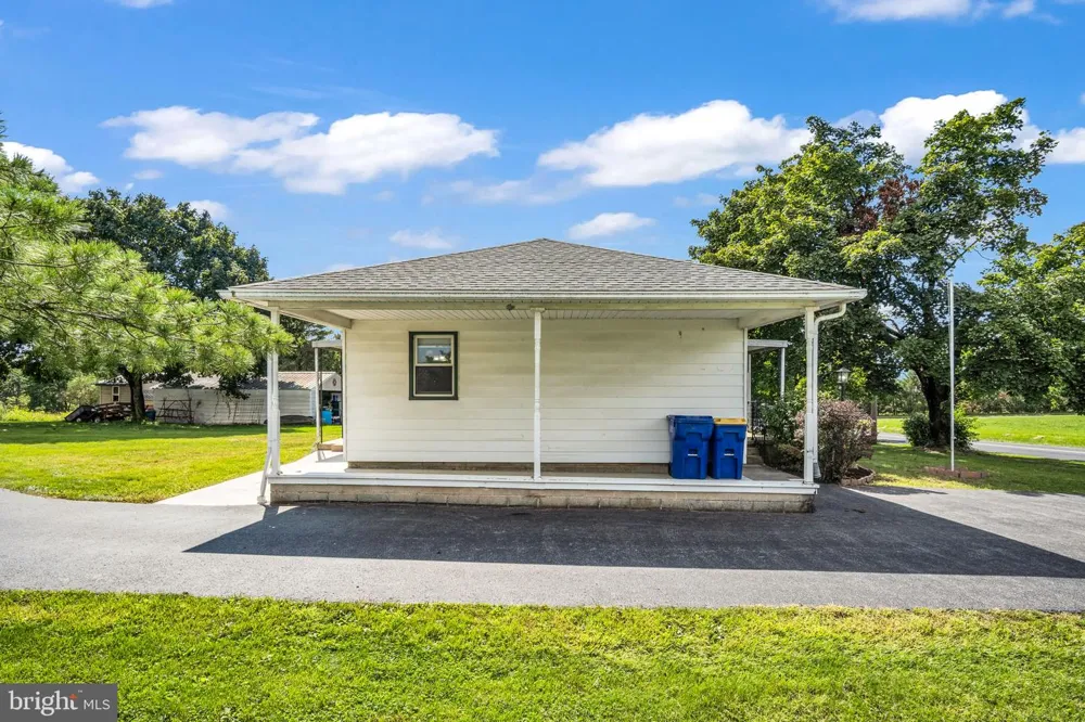 34 WAGNER DRIVE Carlisle, PA 17013