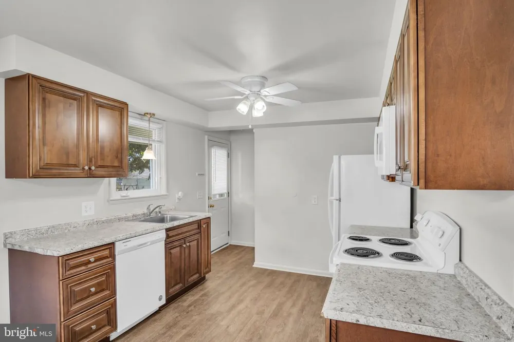 34 WAGNER DRIVE Carlisle, PA 17013