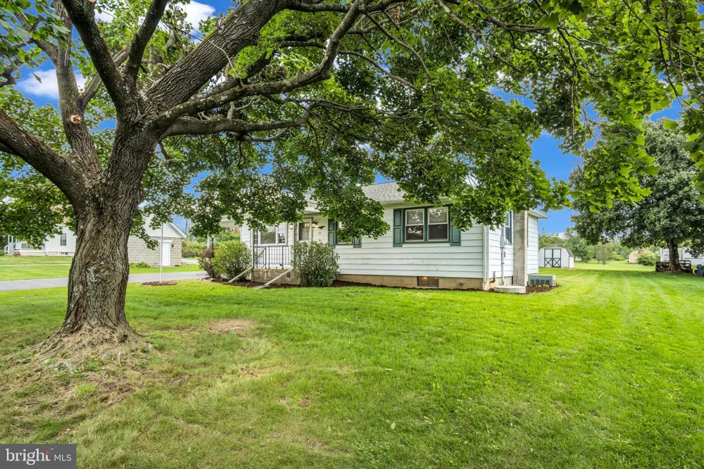 34 WAGNER DRIVE Carlisle, PA 17013